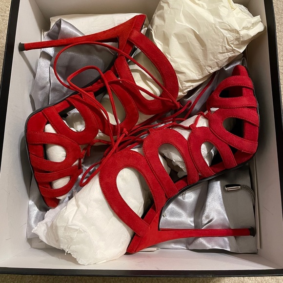 Giuseppe Zanotti Shoes - Red Giuseppe Gorgeous tie up heels!!